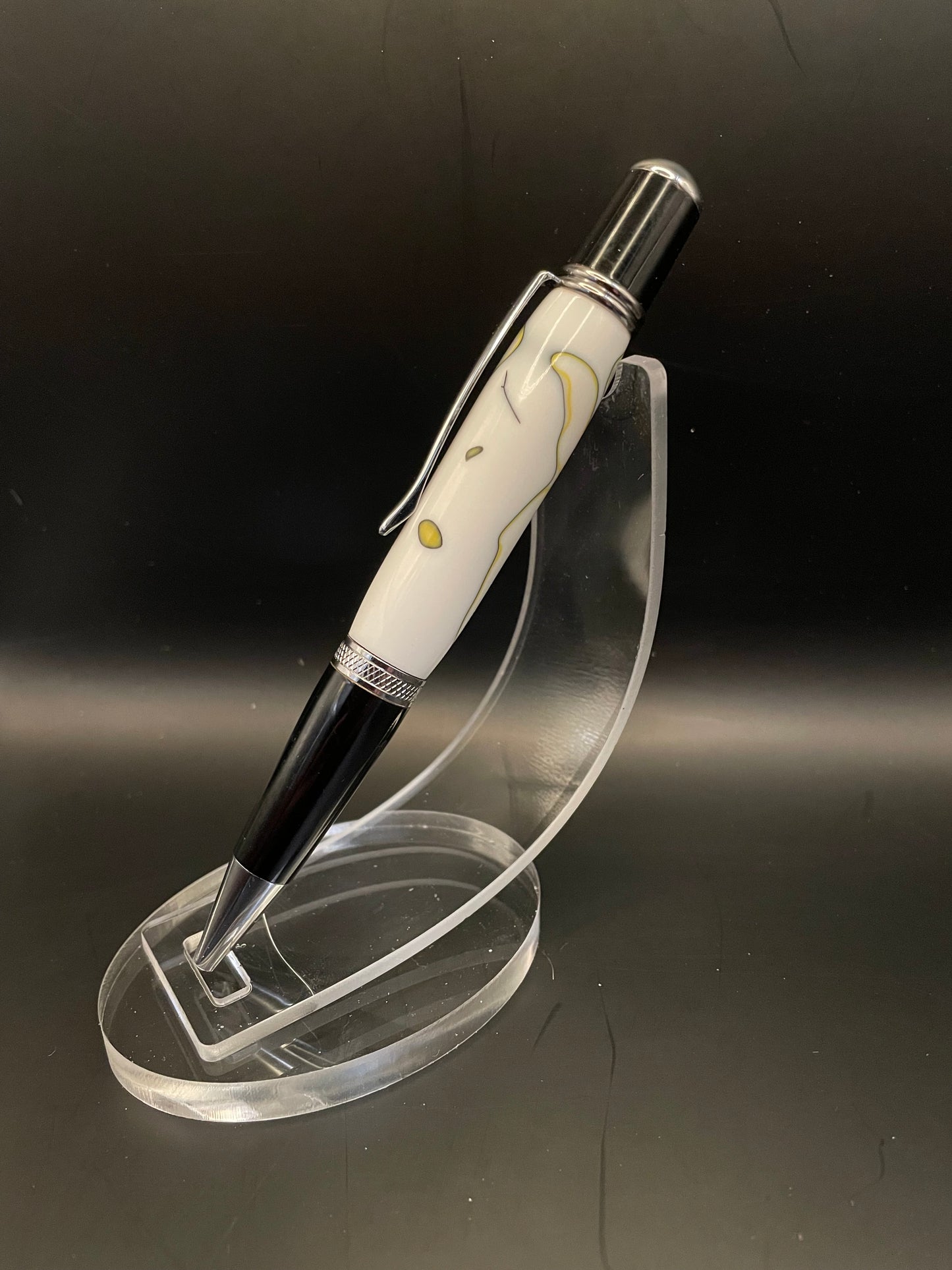 Sierra Vista White Acrylic Pen on Chrome trim